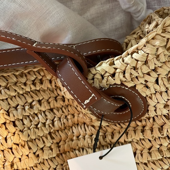 Zara - Large woven bag - brown leather handles/ strap Brand New - Tags still on - Picture 3 of 4